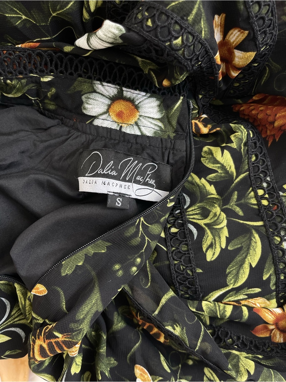 DALIA MACPHEE three-quarter sleeve floral maxi dress, Small - Picture 2 of 8